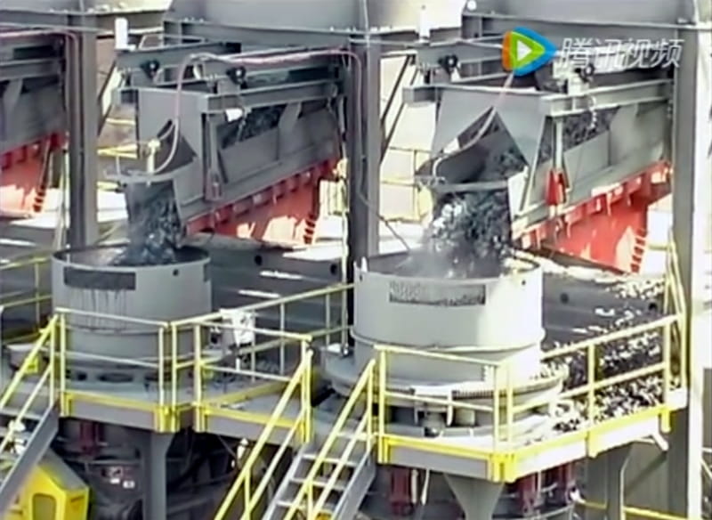 高位料倉+可移動式電磁振動給料機(jī)